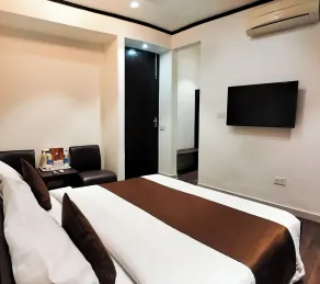 The Wind Cross - Room