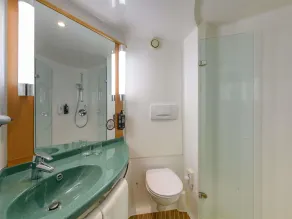 ibis Köln Frechen - Bathroom