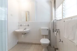 Hotel O Prai Jaya - Badezimmer