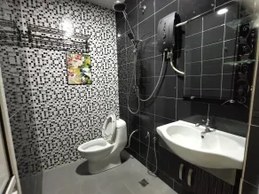 Oyasumi Hotel - Badezimmer
