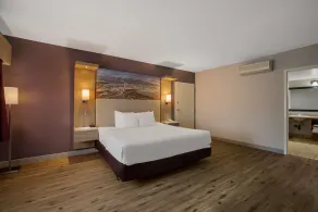 Best Western Diamond Bar Hotel & Suites - Chambre