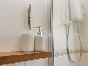 Albies End - Bathroom