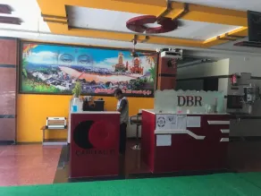 Devansh Bhanu Residency DBR - Entrée intérieure