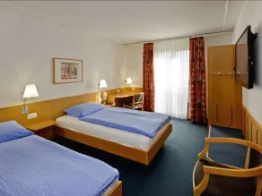 Good Night Inn - Room