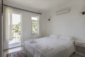 Hideaway - Room