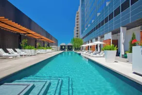 W Austin - Piscine
