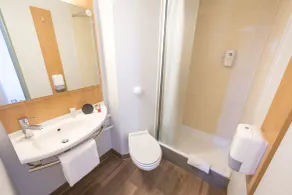 B&B Hotel Perpignan Nord Aéroport - Salle de bain