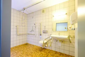 Jugendherberge Falkenberg - Bathroom