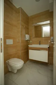 KOMPLEKSI ROYAL - Bathroom