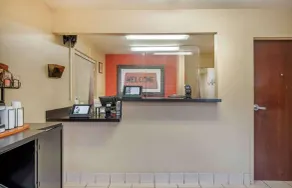 Extended Stay America Select Suites - Jackson - North - Hall