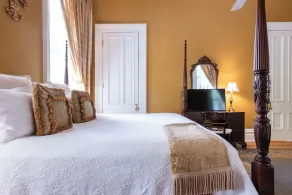 DuPont Mansion Bed & Breakfast - Værelse