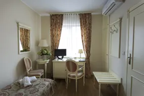 Villa Estera - Hotel & Restauracja - Chambre