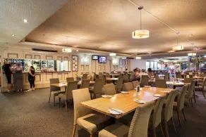 Enfield Hotel - Restaurante
