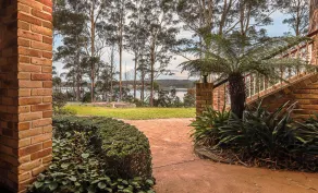 Robyn's Nest Lakeside Resort - View from room