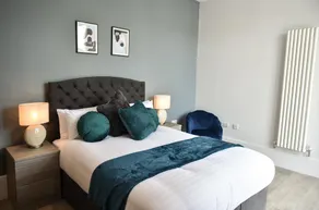 Victoria Colonnade Aparthotel - Room