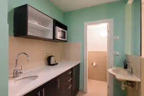 Marina Beach Hotel - Bathroom