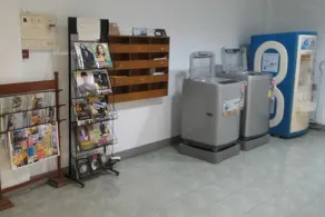 UJ Apartment - Vestíbulo