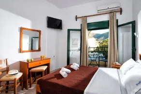 Erofili Apartments - Vue de la chambre