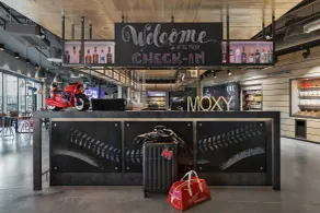 Moxy Munich Ostbahnhof - Réception