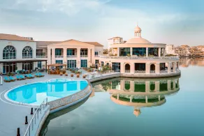 Millennium Lakeview Residences - Pool