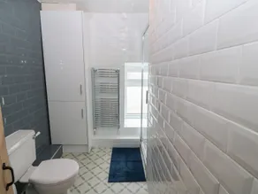 Royal Oak Cottage - Baño