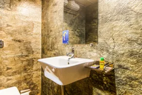Townhouse Andheri Sakinaka Metro Formerly Hotel Amour - Salle de bain