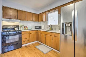 Middletown Township Home, Close to Beaches! - Innvendig