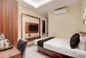 Super Collection O Talwade Corpoarte Homestay - Room