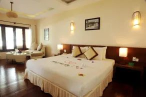 Vinh Hung Riverside Resort & Spa - Room