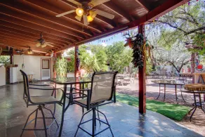 5 Mi to Dtwn: Tuscon Escape w/ Yard & Patio! - Interiör