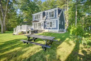 Lakefront Center Ossipee Home w/ Boat Dock! - Interiør