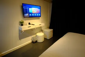 Every Surawong - Room