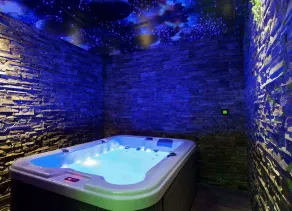 Amber Hotel - Pool