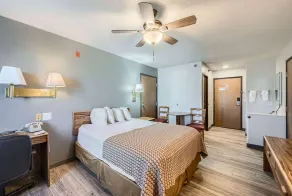 Travelodge by Wyndham Longmont - Chambre
