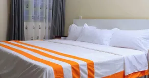 789 Motel Chuka - Chambre