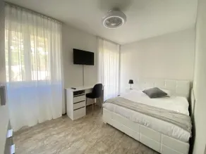 Hotel Station - Camera