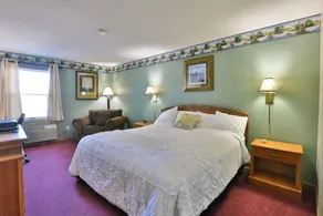 Amerivu Inn And Suites New Richmond - Zimmer