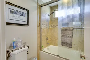 Beautiful San Diego Retreat w/ Community Pool! - Badrum