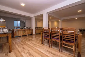 Hotel Karma Inn - Restaurang