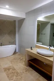 Hotel 5 Inn Select - Bathroom