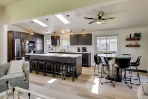 Lakefront Family Home w/ Dock & Views in Cecil! - Interiör