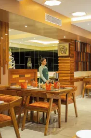 Coral Reef Hotel & Spa, Port Blair - Restaurant