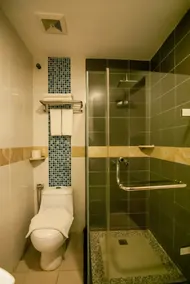 KK Times Square Hotel - Badezimmer