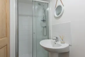 Wheal Amelia- Beautifully Fitted Wooden Lodge Helston Cornwall - Badrum