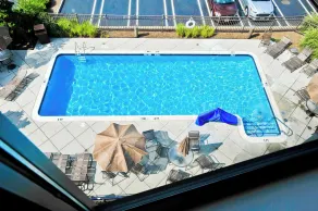 Hampton Inn Harrisburg-East (Hershey Area) - Pool