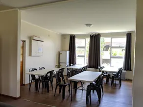 Young Budget Accommodation - Hostel - Restaurant