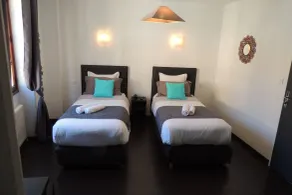 Hôtel Le Tivoli Théopolis - Værelse