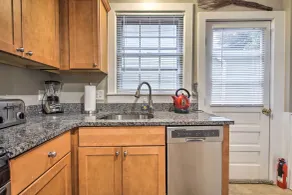 Inviting Salem Apartment Near Waterfront & Museums - Innvendig