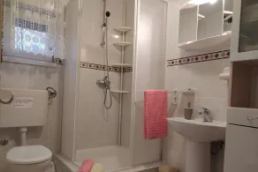Romantic Apartment With Sea View Vinie, Dalmatia - Casa de banho
