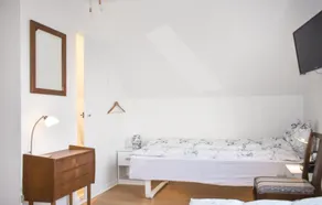 Beautiful Home in Sölvesborg With 5 Bedrooms, Sauna and Wifi - Room
